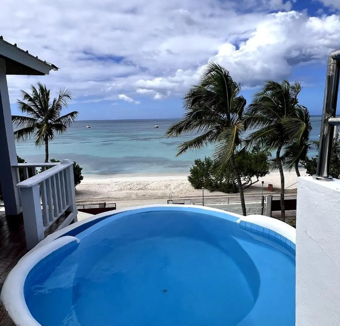 Front Beach Punta Rucia Villa